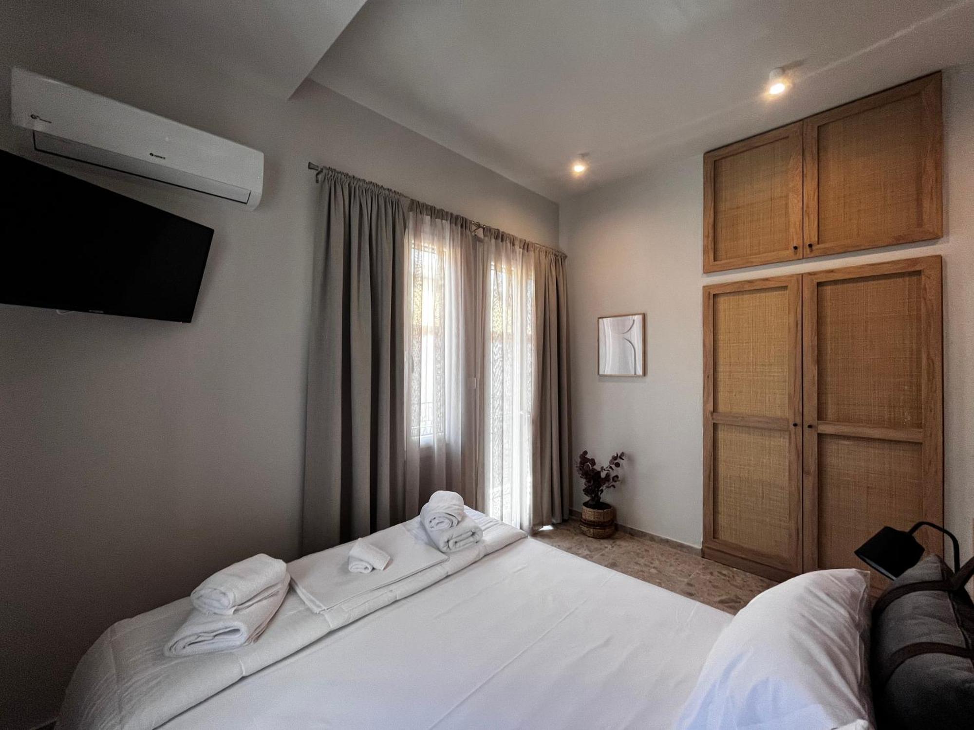 Orfeas Luxury Rooms & Studio スコペロス エクステリア 写真